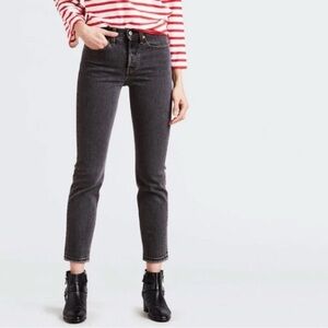LEVI’S wedgie icon washed black bite my dust